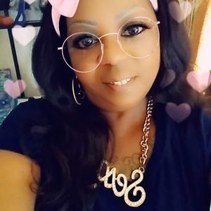 Meet your Posher, Rhonda